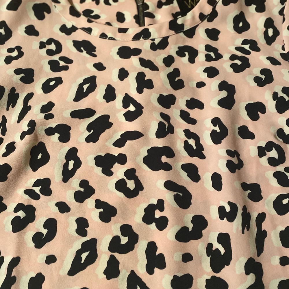 Super cute top sz L